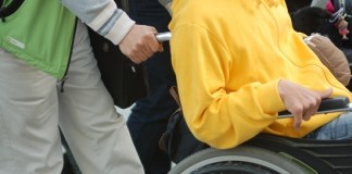 휠체어 장애인