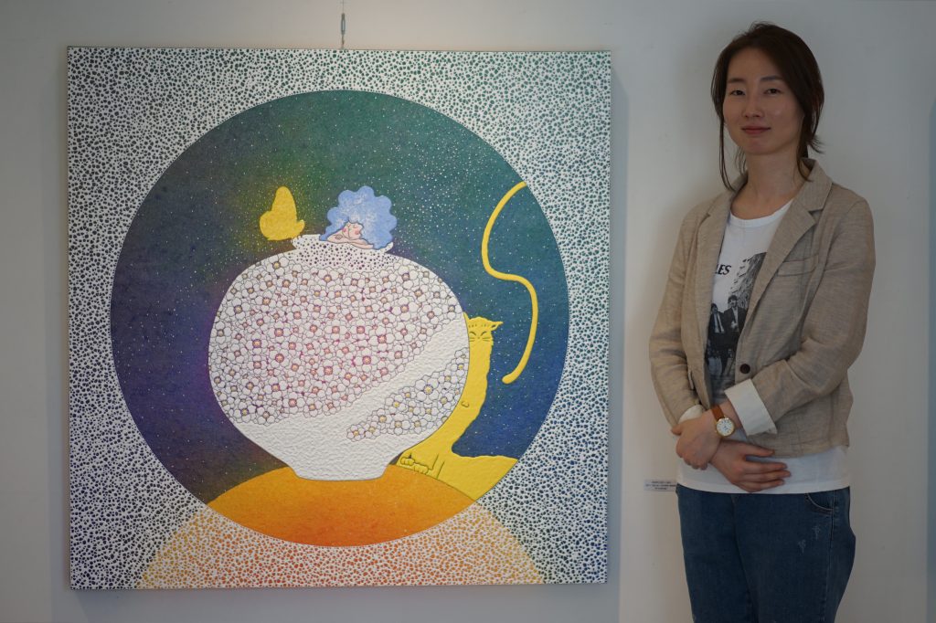 노지민 작가 (안내자의 둥지, 100x100cm, 장지 위에 혼합 재료)